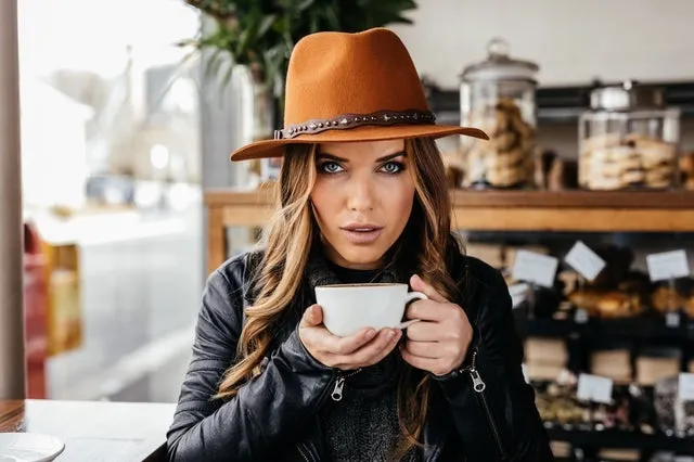 Jewelry, hats, scarves and temporary tattoos display